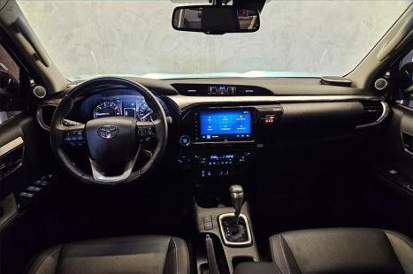 TOYOTA Hilux Caminhonete 2.8 16V SRX 4X4 DIESEL CABINE DUPLA AUTOM�TICO, Foto 14