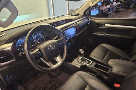 TOYOTA Hilux Caminhonete 2.8 16V 4P SRX DIESEL CABINE DUPLA, Foto 13