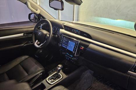 TOYOTA Hilux Caminhonete 2.8 16V 4P SRX DIESEL CABINE DUPLA, Foto 15