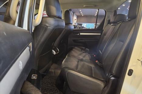 TOYOTA Hilux Caminhonete 2.8 16V 4P SRX DIESEL CABINE DUPLA, Foto 19