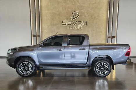TOYOTA Hilux Caminhonete 2.8 16V 4P SRX DIESEL CABINE DUPLA, Foto 2