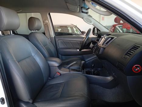 TOYOTA Hilux Caminhonete 2.7 16V 4P SRV FLEX 4X4  CABINE DUPLA AUTOM�TICO, Foto 8