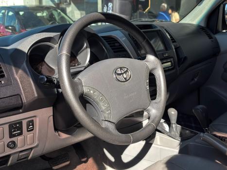 TOYOTA Hilux Caminhonete 3.0 4P 4X4 SRV TURBO DIESEL CABINE DUPLA AUTOM�TICO, Foto 4