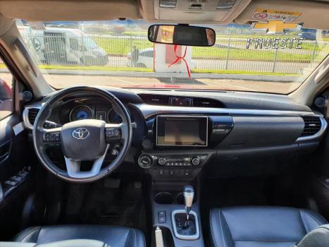 TOYOTA Hilux Caminhonete 2.8 16V SRV 4X4 DIESEL CABINE DUPLA AUTOM�TICO, Foto 4