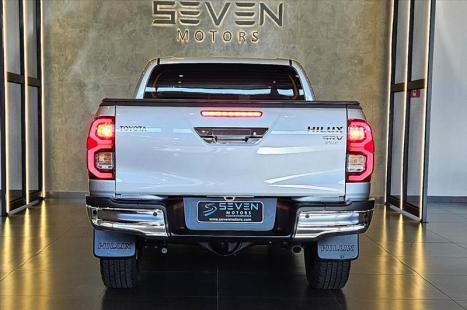 TOYOTA Hilux Caminhonete 2.8 16V SRV 4X4 DIESEL CABINE DUPLA AUTOM�TICO, Foto 4