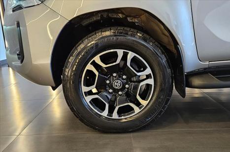 TOYOTA Hilux Caminhonete 2.8 16V SRV 4X4 DIESEL CABINE DUPLA AUTOM�TICO, Foto 11