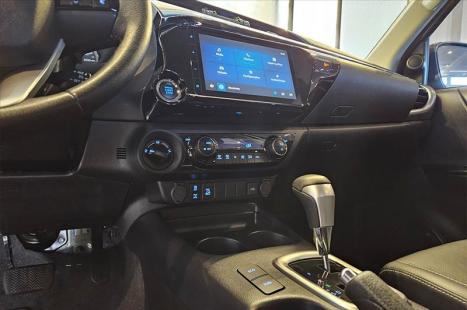 TOYOTA Hilux Caminhonete 2.8 16V SRV 4X4 DIESEL CABINE DUPLA AUTOM�TICO, Foto 17