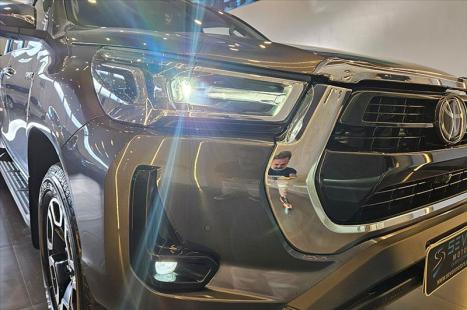 TOYOTA Hilux Caminhonete 2.8 16V SRX 4X4 DIESEL CABINE DUPLA AUTOM�TICO, Foto 10