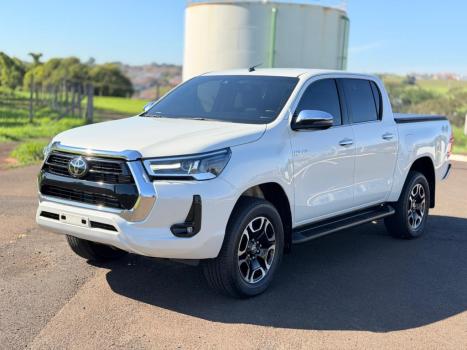 TOYOTA Hilux Caminhonete 2.8 16V SRX 4X4 DIESEL CABINE DUPLA AUTOM�TICO, Foto 1