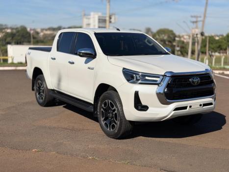 TOYOTA Hilux Caminhonete 2.8 16V SRX 4X4 DIESEL CABINE DUPLA AUTOM�TICO, Foto 2