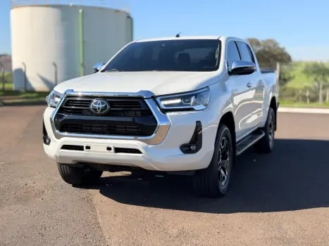 TOYOTA Hilux Caminhonete 2.8 16V SRX 4X4 DIESEL CABINE DUPLA AUTOM�TICO, Foto 9