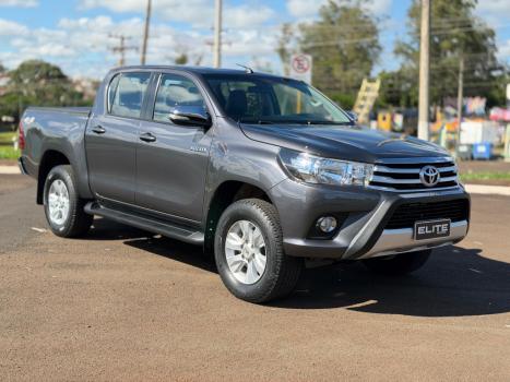 TOYOTA Hilux Caminhonete 2.8 16V SRX 4X4 DIESEL CABINE DUPLA AUTOM�TICO, Foto 4