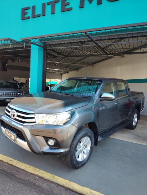 TOYOTA Hilux Caminhonete 2.8 16V SRV 4X4 DIESEL CABINE DUPLA AUTOM�TICO, Foto 2
