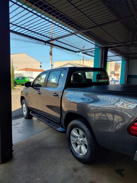 TOYOTA Hilux Caminhonete 2.8 16V SRV 4X4 DIESEL CABINE DUPLA AUTOM�TICO, Foto 7