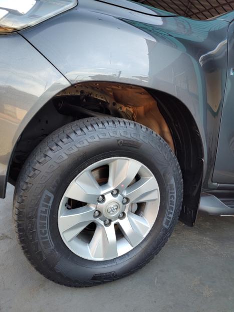 TOYOTA Hilux Caminhonete 2.8 16V SRV 4X4 DIESEL CABINE DUPLA AUTOM�TICO, Foto 9