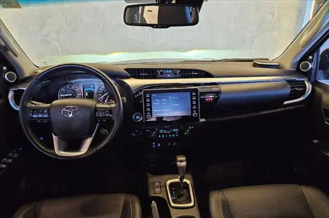 TOYOTA Hilux Caminhonete 2.8 16V 4P SRX DIESEL CABINE DUPLA, Foto 16
