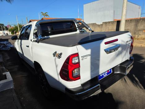 TOYOTA Hilux Caminhonete 2.8 16V SRV 4X4 DIESEL CABINE DUPLA AUTOM�TICO, Foto 3
