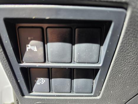 TOYOTA Hilux Caminhonete 2.8 16V SRV 4X4 DIESEL CABINE DUPLA AUTOM�TICO, Foto 9
