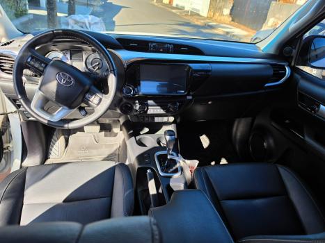 TOYOTA Hilux Caminhonete 2.8 16V SRV 4X4 DIESEL CABINE DUPLA AUTOM�TICO, Foto 10