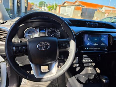 TOYOTA Hilux Caminhonete 2.8 16V SRV 4X4 DIESEL CABINE DUPLA AUTOM�TICO, Foto 18