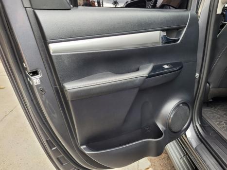 TOYOTA Hilux Caminhonete 2.8 16V SRV 4X4 DIESEL CABINE DUPLA AUTOM�TICO, Foto 8