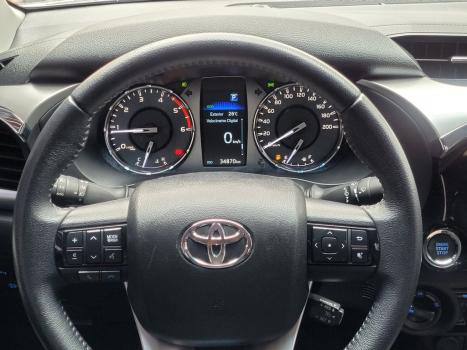 TOYOTA Hilux Caminhonete 2.8 16V SRV 4X4 DIESEL CABINE DUPLA AUTOM�TICO, Foto 9