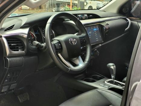 TOYOTA Hilux Caminhonete 2.8 16V SRV 4X4 DIESEL CABINE DUPLA AUTOM�TICO, Foto 14