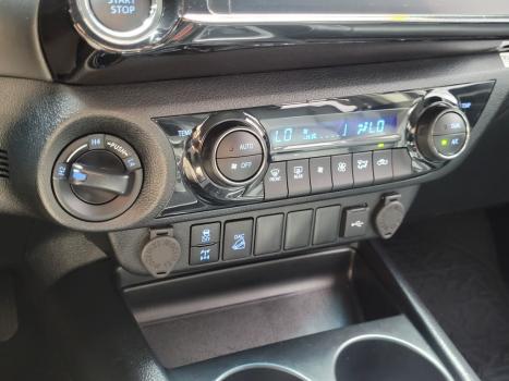 TOYOTA Hilux Caminhonete 2.8 16V SRV 4X4 DIESEL CABINE DUPLA AUTOM�TICO, Foto 15