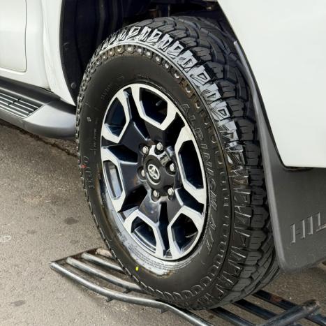 TOYOTA Hilux Caminhonete 2.8 16V SRV 4X4 DIESEL CABINE DUPLA AUTOM�TICO, Foto 13