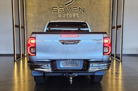 TOYOTA Hilux Caminhonete 2.8 16V SRV 4X4 DIESEL CABINE DUPLA AUTOM�TICO, Foto 4