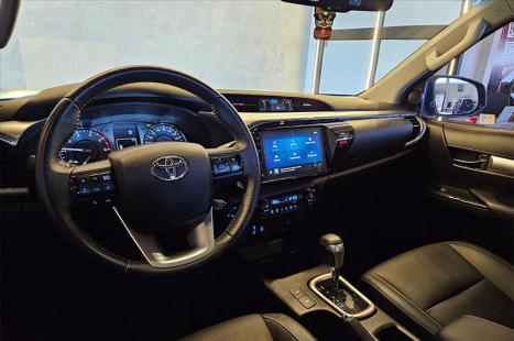 TOYOTA Hilux Caminhonete 2.8 16V SRV 4X4 DIESEL CABINE DUPLA AUTOM�TICO, Foto 13