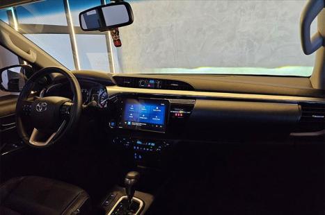 TOYOTA Hilux Caminhonete 2.8 16V SRV 4X4 DIESEL CABINE DUPLA AUTOM�TICO, Foto 15
