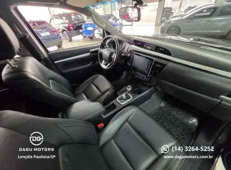 TOYOTA Hilux Caminhonete 2.8 16V SRV 4X4 DIESEL CABINE DUPLA AUTOM�TICO, Foto 7