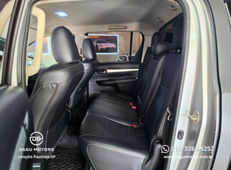 TOYOTA Hilux Caminhonete 2.7 16V 4P SR FLEX CABINE DUPLA AUTOM�TICO, Foto 9