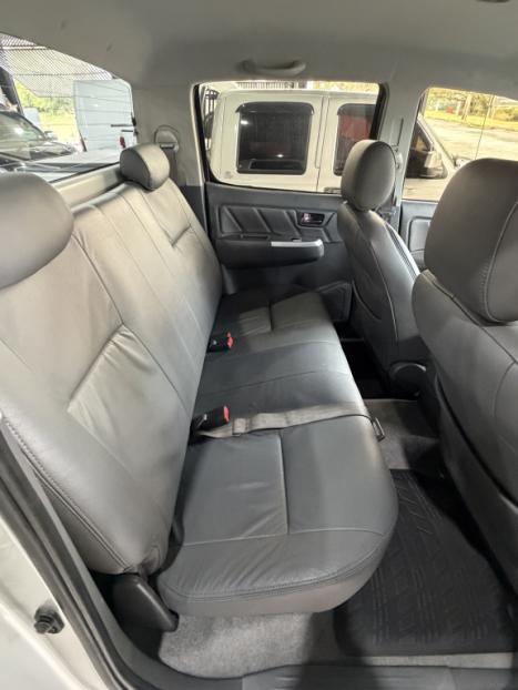 TOYOTA Hilux Caminhonete 3.0 16V 4P SRV TURBO DIESEL CABINE DUPLA, Foto 2