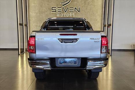 TOYOTA Hilux Caminhonete 2.7 16V 4P SRV CABINE DUPLA, Foto 4