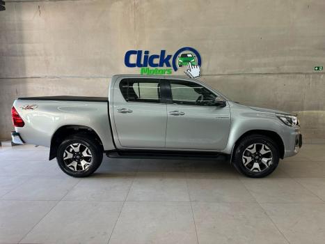 TOYOTA Hilux Caminhonete 2.8 16V 4P SRX DIESEL CABINE DUPLA, Foto 2