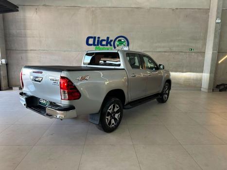 TOYOTA Hilux Caminhonete 2.8 16V 4P SRX DIESEL CABINE DUPLA, Foto 3