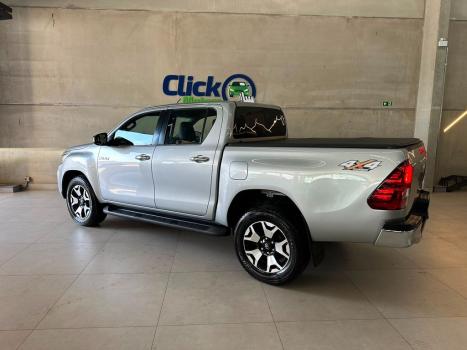 TOYOTA Hilux Caminhonete 2.8 16V 4P SRX DIESEL CABINE DUPLA, Foto 5