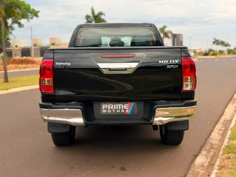 TOYOTA Hilux Caminhonete 2.8 16V 4P SRX DIESEL CABINE DUPLA, Foto 4