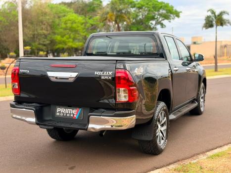 TOYOTA Hilux Caminhonete 2.8 16V 4P SRX DIESEL CABINE DUPLA, Foto 13