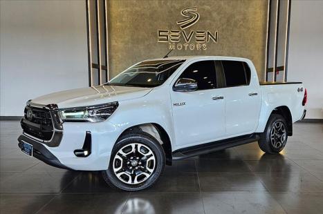 TOYOTA Hilux Caminhonete 2.8 16V 4P SRX DIESEL CABINE DUPLA, Foto 1