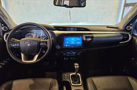TOYOTA Hilux Caminhonete 2.8 16V 4P SRX DIESEL CABINE DUPLA, Foto 14