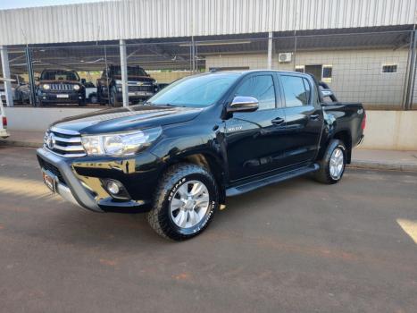 TOYOTA Hilux Caminhonete 2.8 16V SRV 4X4 DIESEL CABINE DUPLA AUTOM�TICO, Foto 2