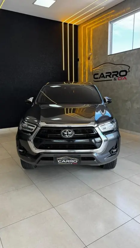 TOYOTA Hilux Caminhonete 2.8 16V SRX 4X4 DIESEL CABINE DUPLA AUTOM�TICO, Foto 3