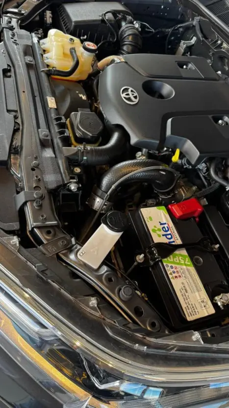 TOYOTA Hilux Caminhonete 2.8 16V SRX 4X4 DIESEL CABINE DUPLA AUTOM�TICO, Foto 9