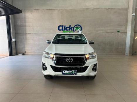 TOYOTA Hilux Caminhonete 2.8 16V SRV 4X4 DIESEL CABINE DUPLA AUTOM�TICO, Foto 2