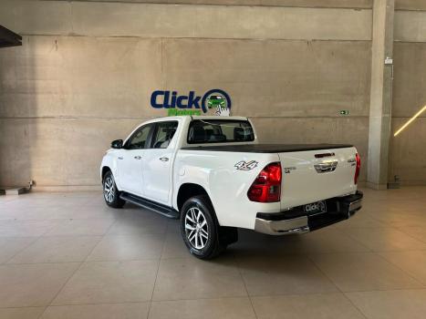 TOYOTA Hilux Caminhonete 2.8 16V SRV 4X4 DIESEL CABINE DUPLA AUTOM�TICO, Foto 6