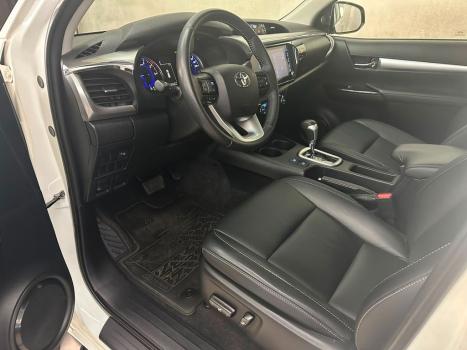 TOYOTA Hilux Caminhonete 2.8 16V SRV 4X4 DIESEL CABINE DUPLA AUTOM�TICO, Foto 9