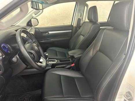 TOYOTA Hilux Caminhonete 2.8 16V SRV 4X4 DIESEL CABINE DUPLA AUTOM�TICO, Foto 15